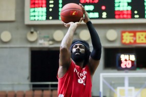 新奥尔良鹈鹕训练开放日，国际比赛日官宣签约引欢呼，CBA常规赛在即，球探报告显示潜力的简单介绍-开元